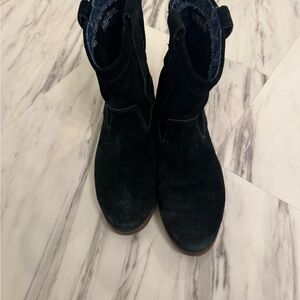 Toms Black Suede Boots